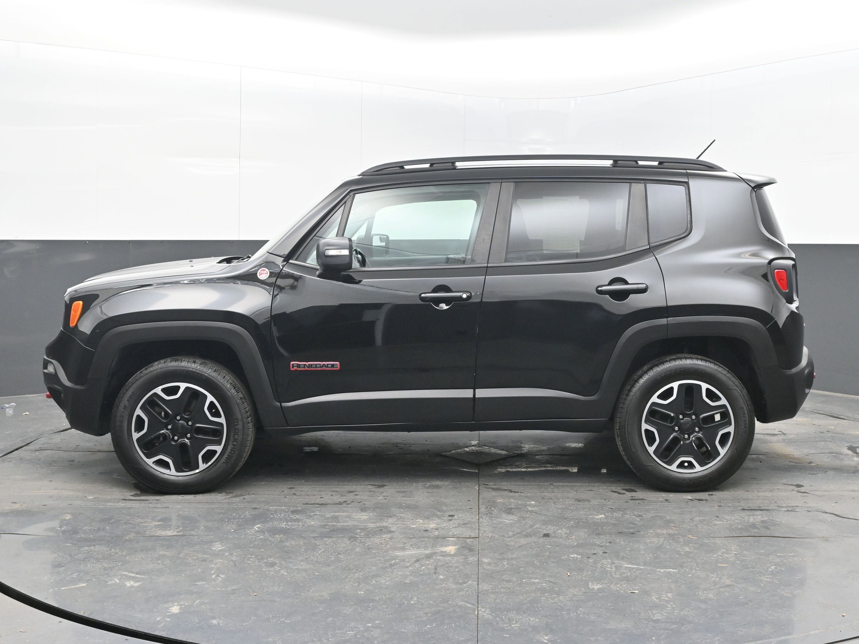 2017 Jeep Renegade Trailhawk