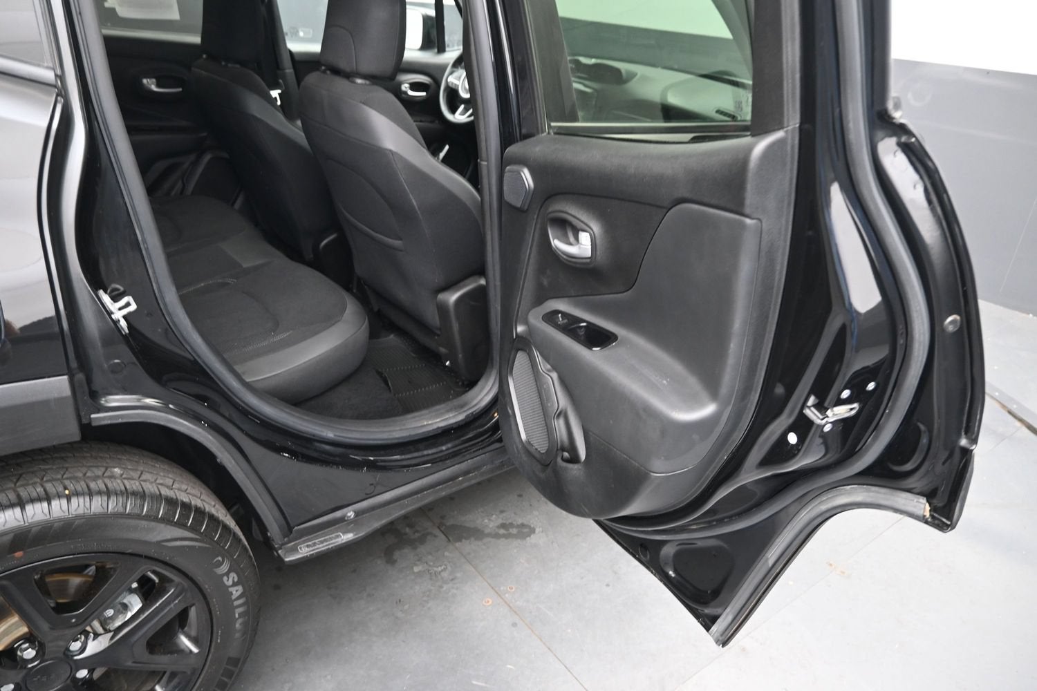 2023 Jeep Renegade Altitude