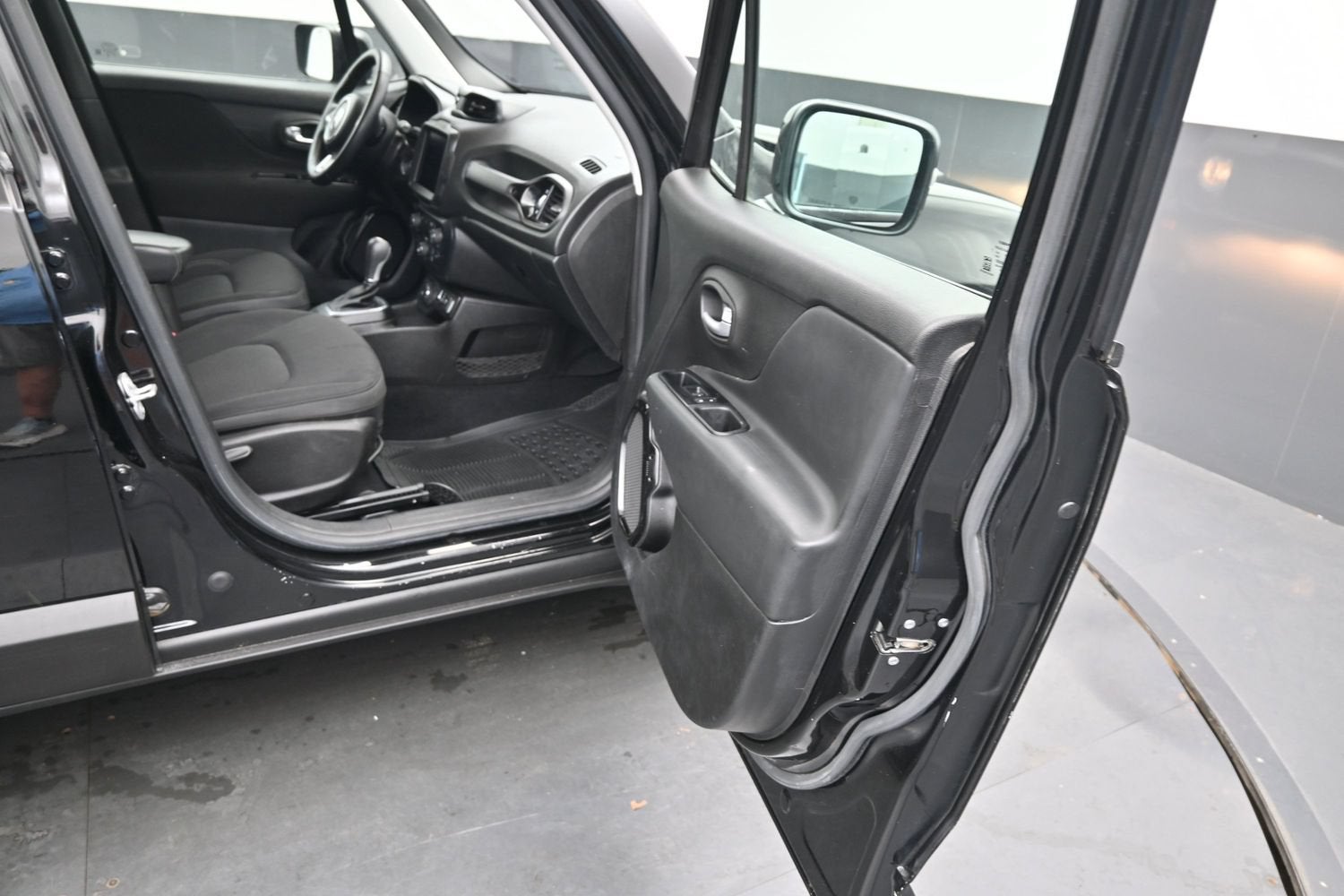 2023 Jeep Renegade Altitude